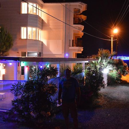 Cunda Efsane Hotel Ayvalı Esterno foto