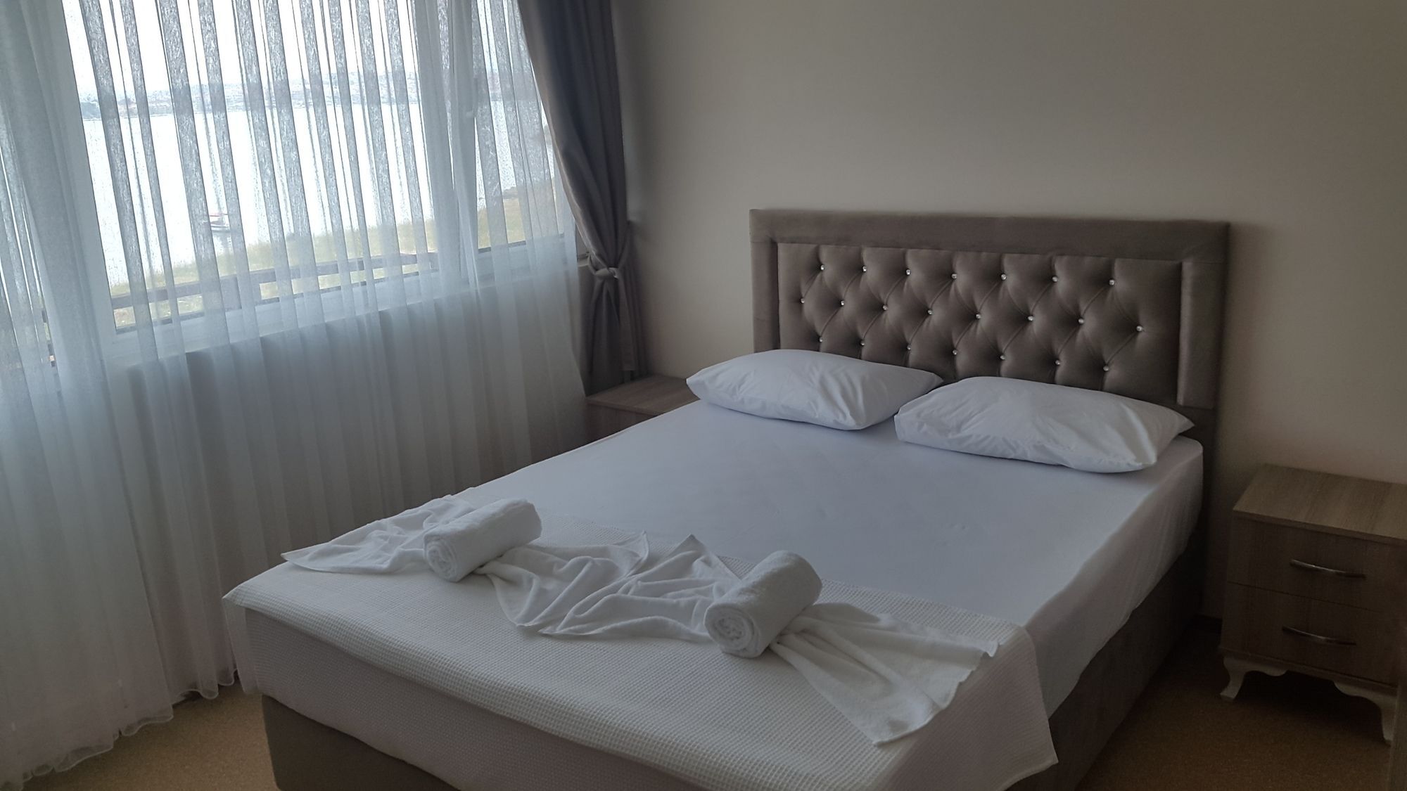 Cunda Efsane Hotel Ayvalı Esterno foto